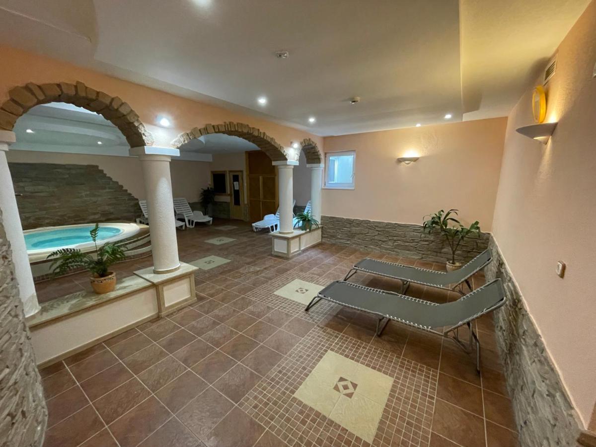 Garda Wellness Apartmanhaz Hévíz Exterior foto